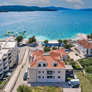 Ocrux Trogir